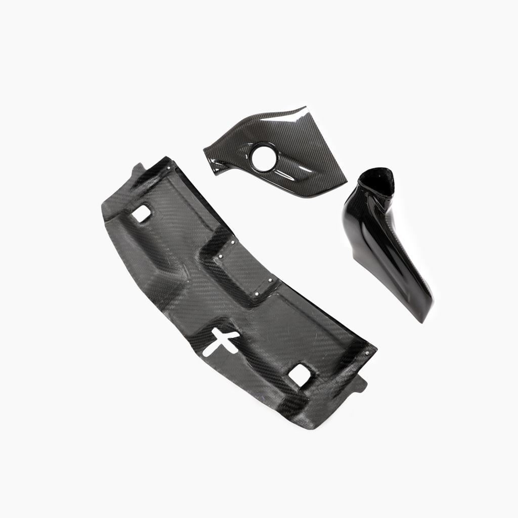 ST Style Prepreg Carbon Fiber Air Intake Filter Cover for Mercedes Benz C63 W204 Facelift (2011-2015)