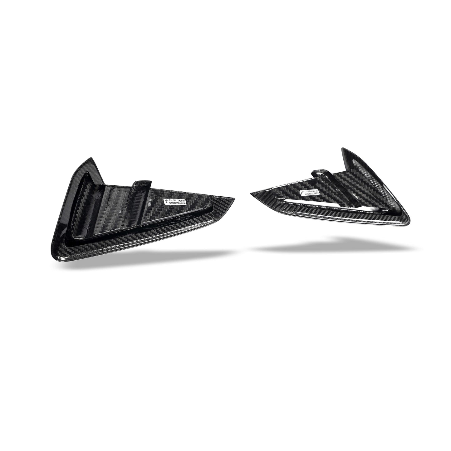 BMW X4M F98 LCI carbon fiber side fender vents, full fender view