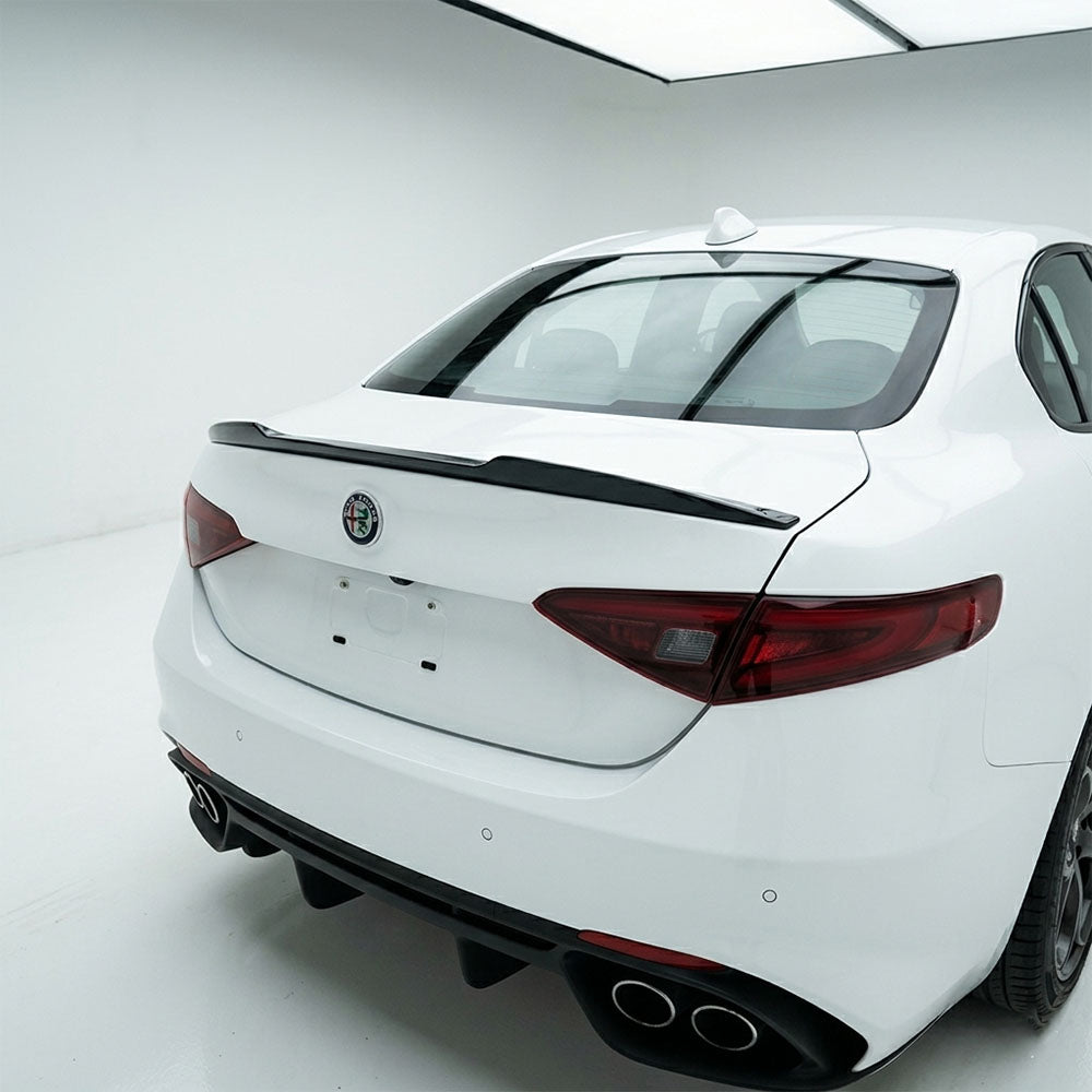 Alfa Romeo Giulia (2015+) Spoiler