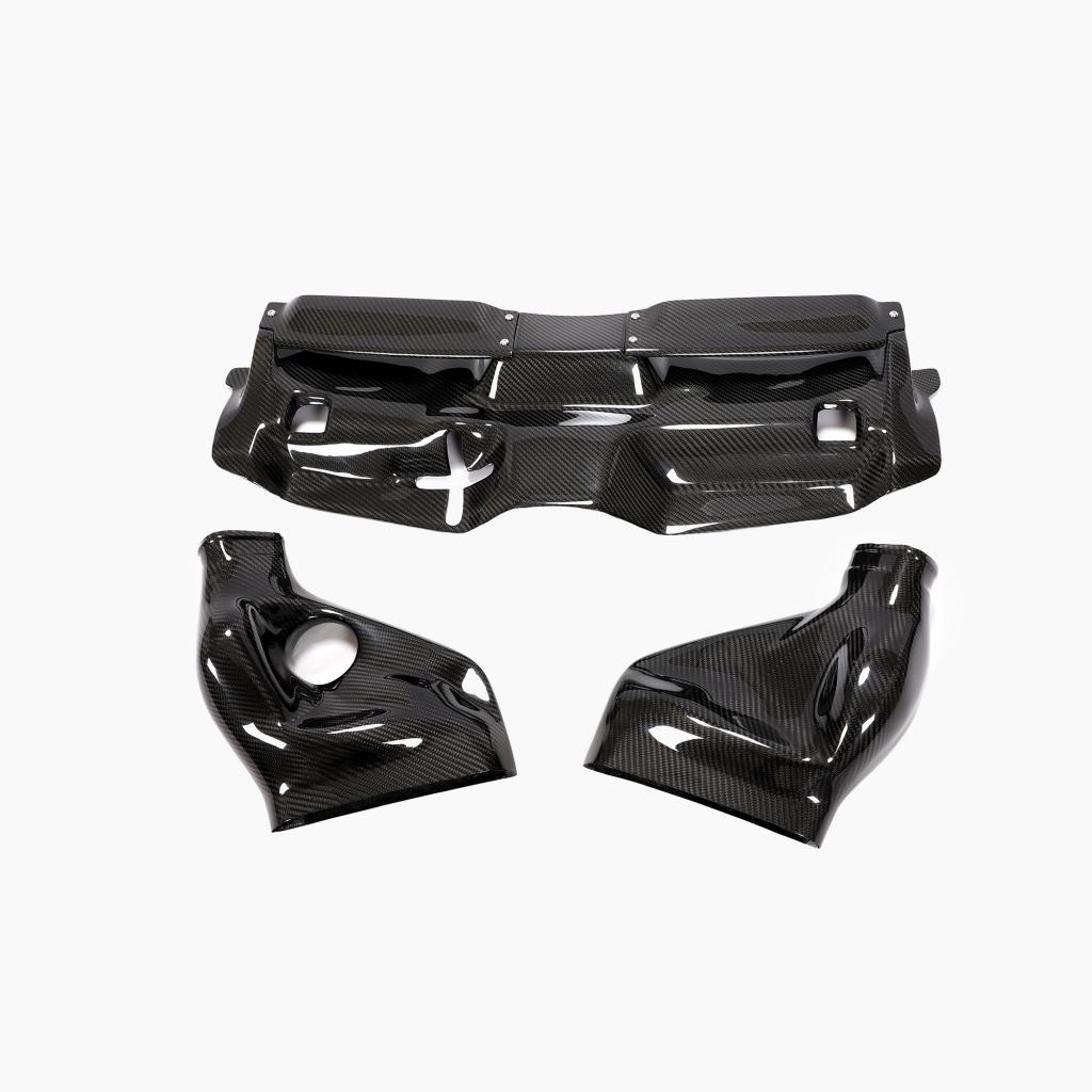 ST Style Prepreg Carbon Fiber Air Intake Filter Cover for Mercedes Benz C63 W204 Facelift (2011-2015)