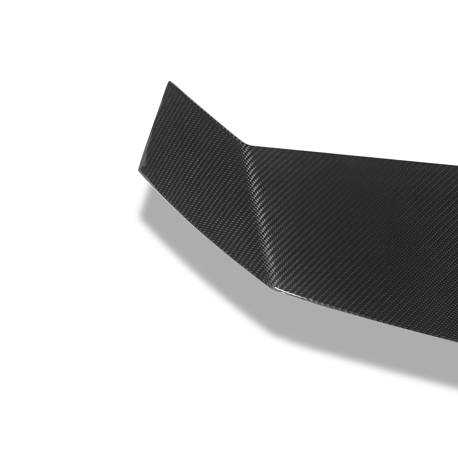 Audi RS3 8Y Sportback roof spoiler, trailing edge detail