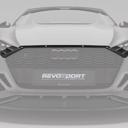 RS5 B9.5 carbon grille trim angled detail on the nose