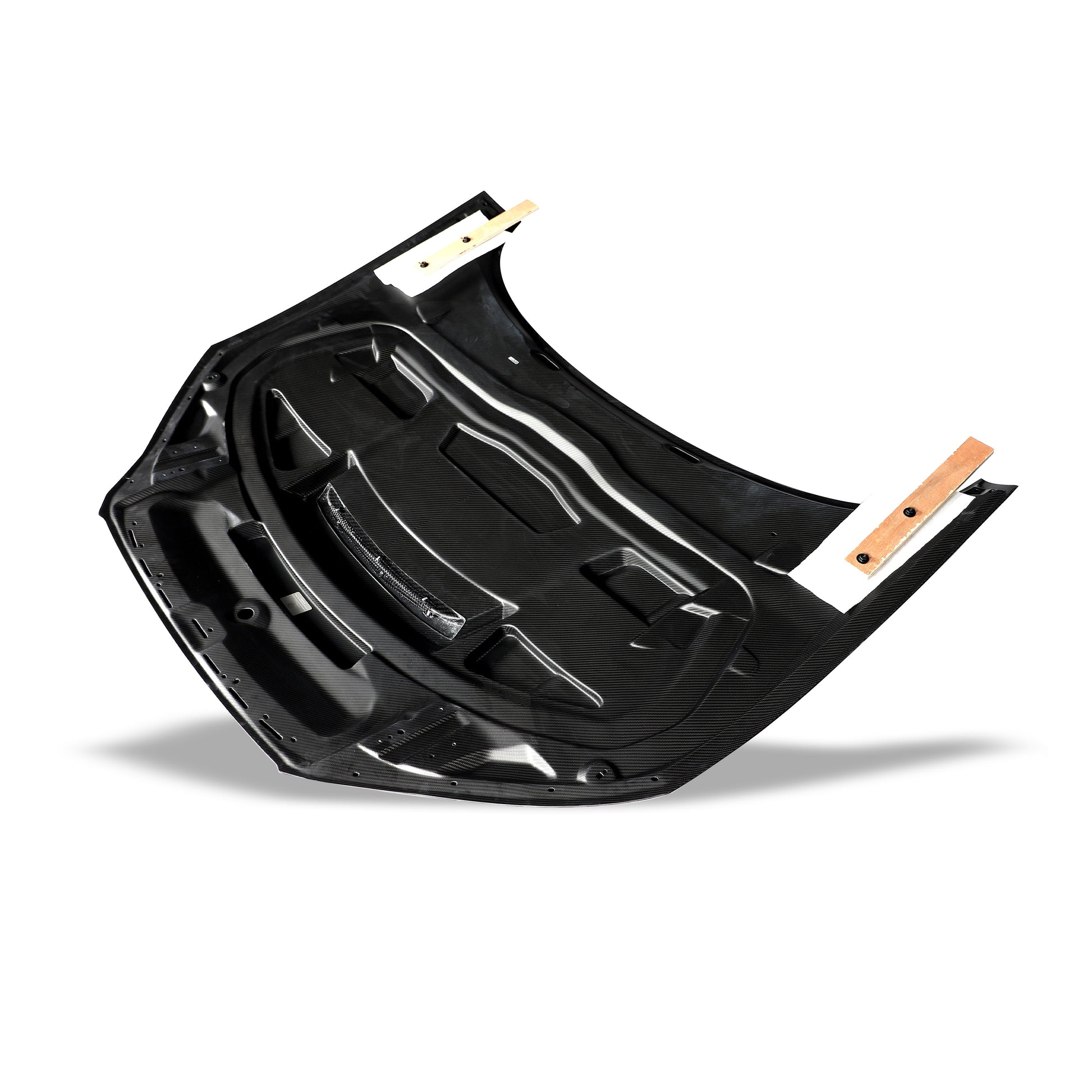 Audi RS5 hood fitment line panel gap detail