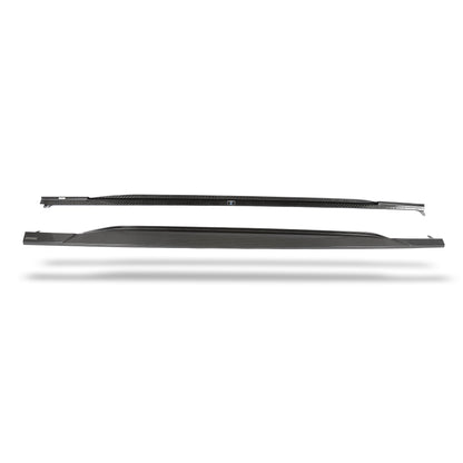 Audi RS6 C8 side skirt corner detail, front section
