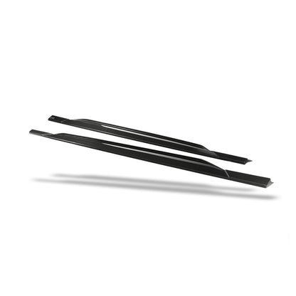 RS7 C8 side skirts mounted along lower rocker angle