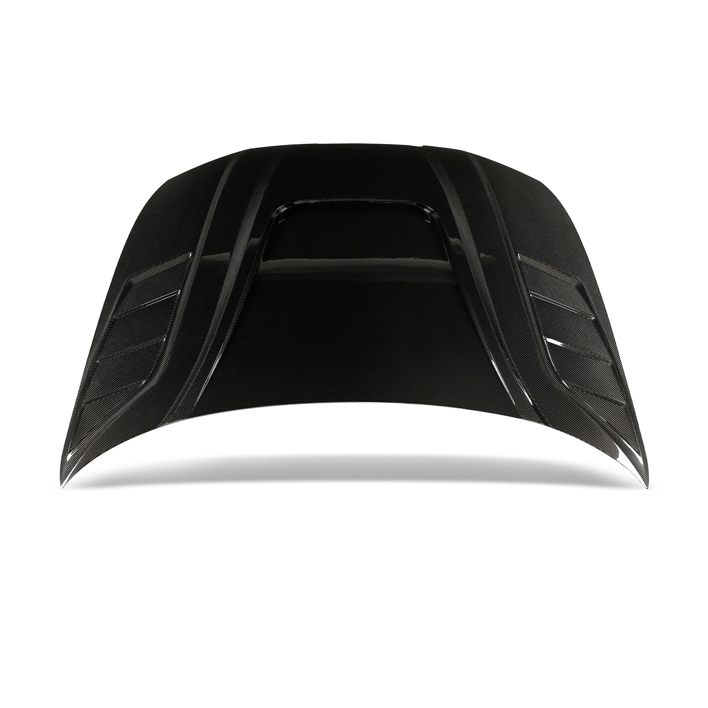 RS6 C8 carbon hood surface and contour, vehicle shot