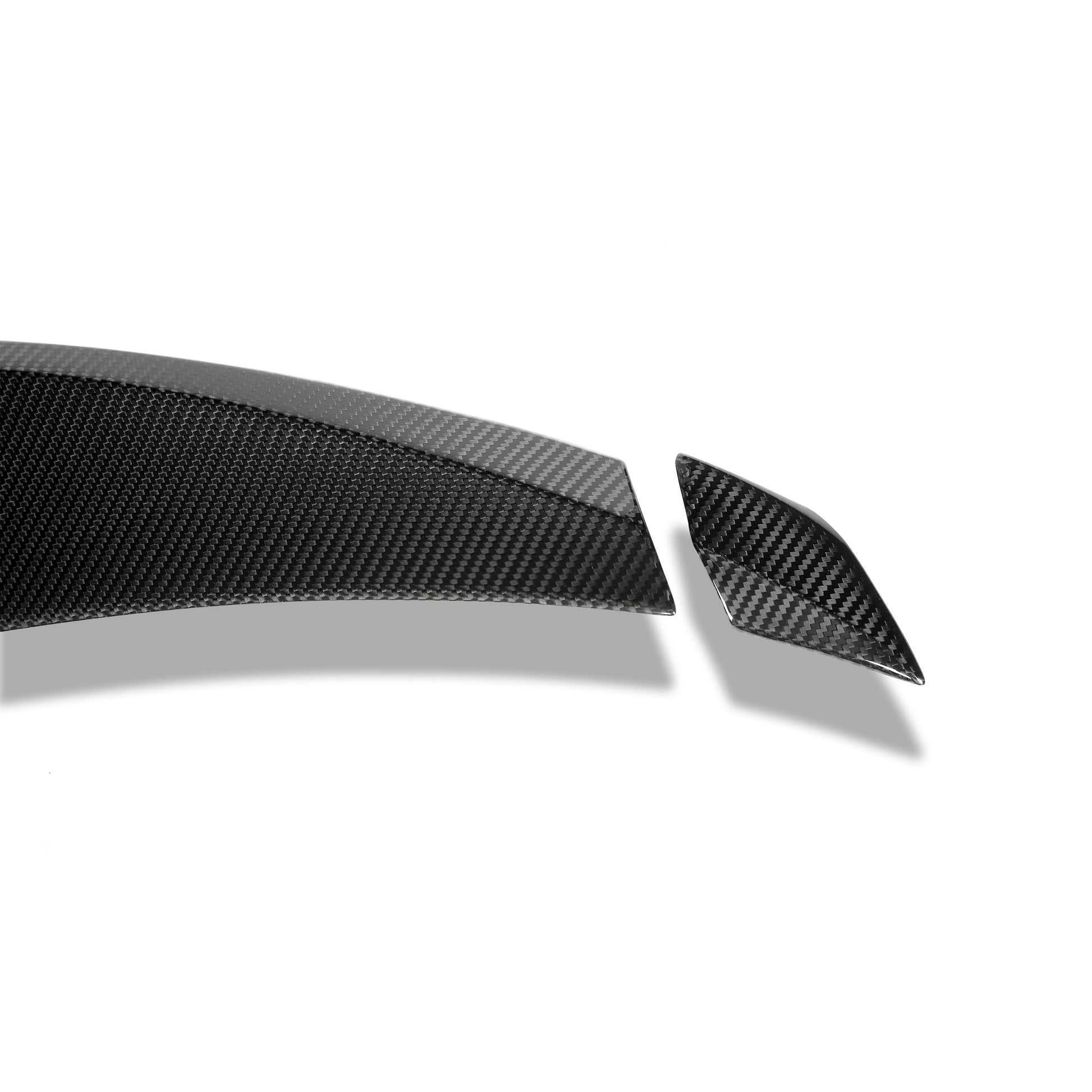 BMW M5 G90 carbon fiber spoiler edge finish detail