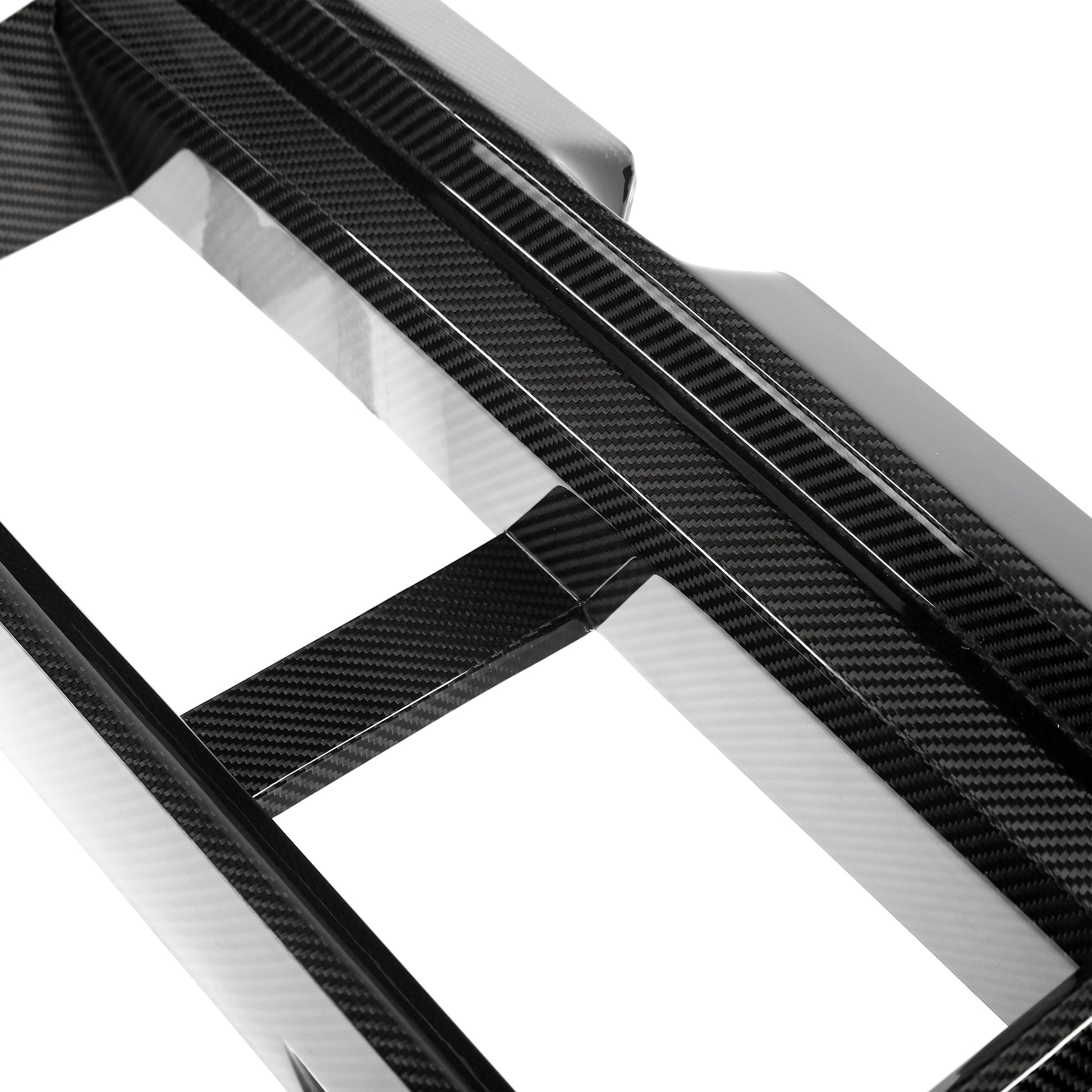 BMW M5 G99 carbon fiber air vent front fascia placement
