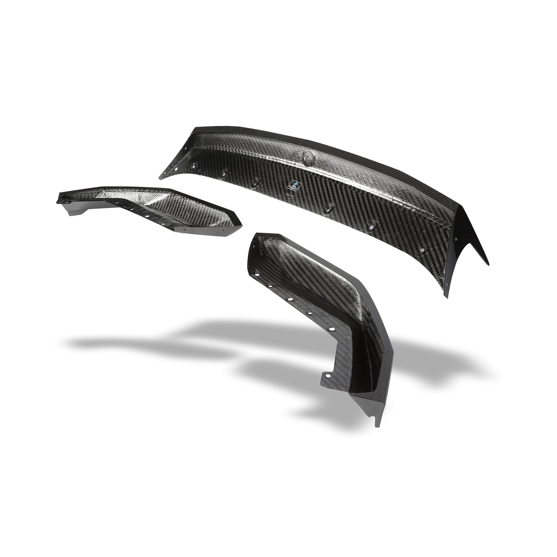 Carbon weave finish of BMW M5 G99 front lip