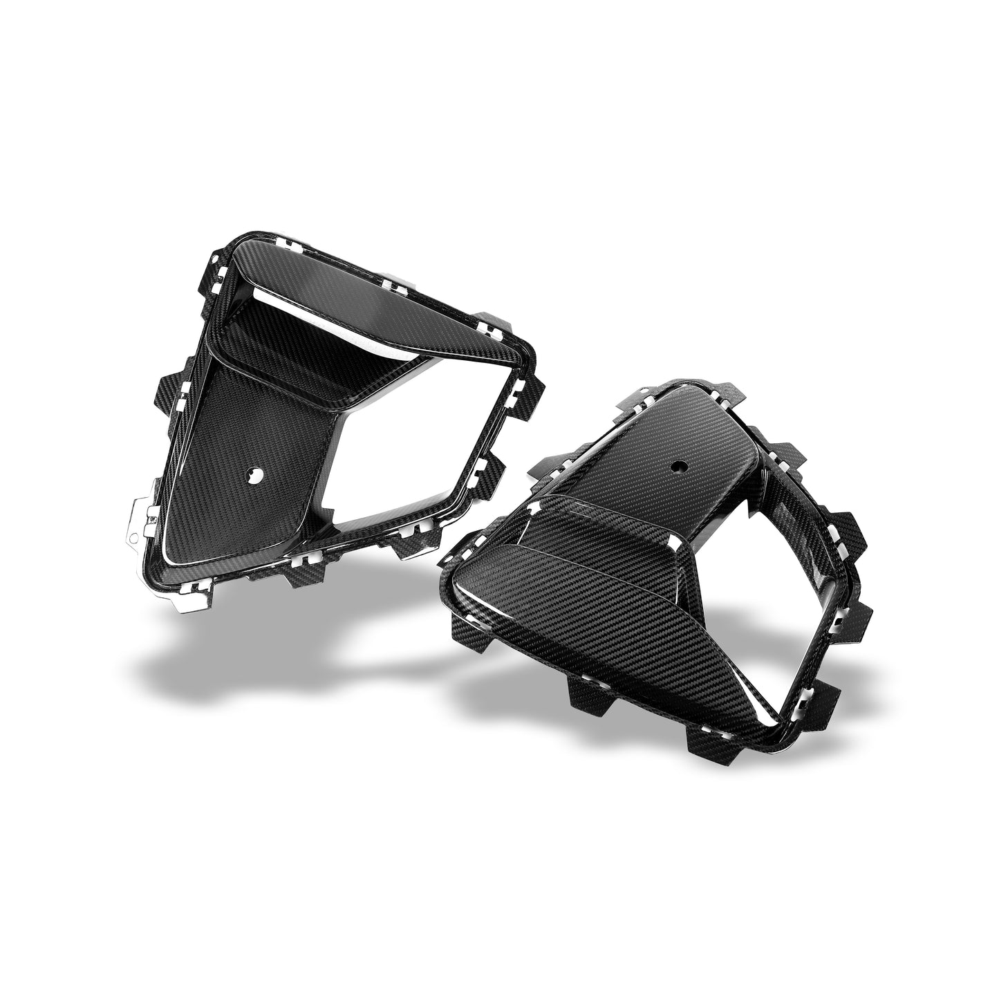 BMW X6M F96 LCI carbon fiber air vent fitted on bodywork