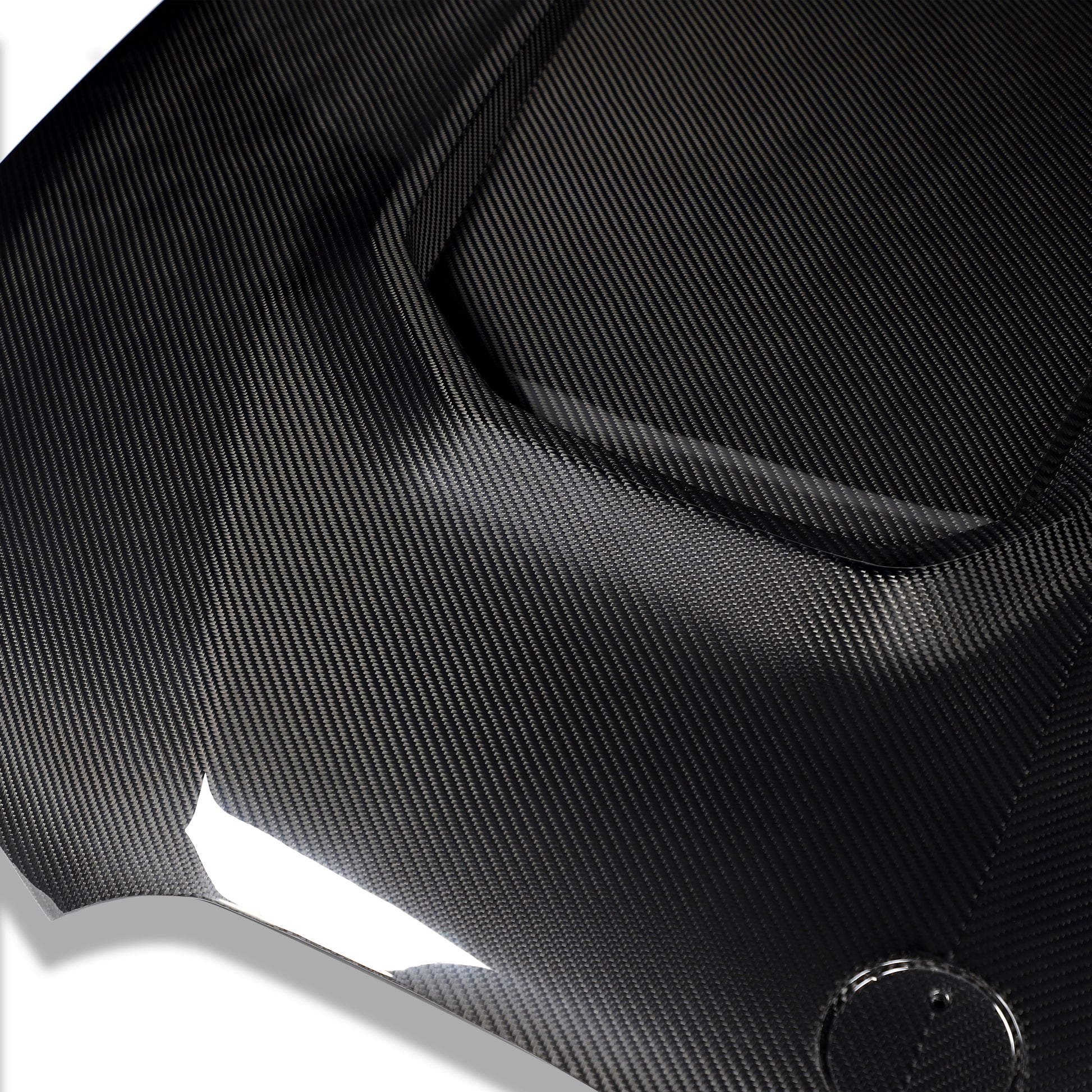 Carbon fiber hood center ridge detail for BMW X6M F96 LCI