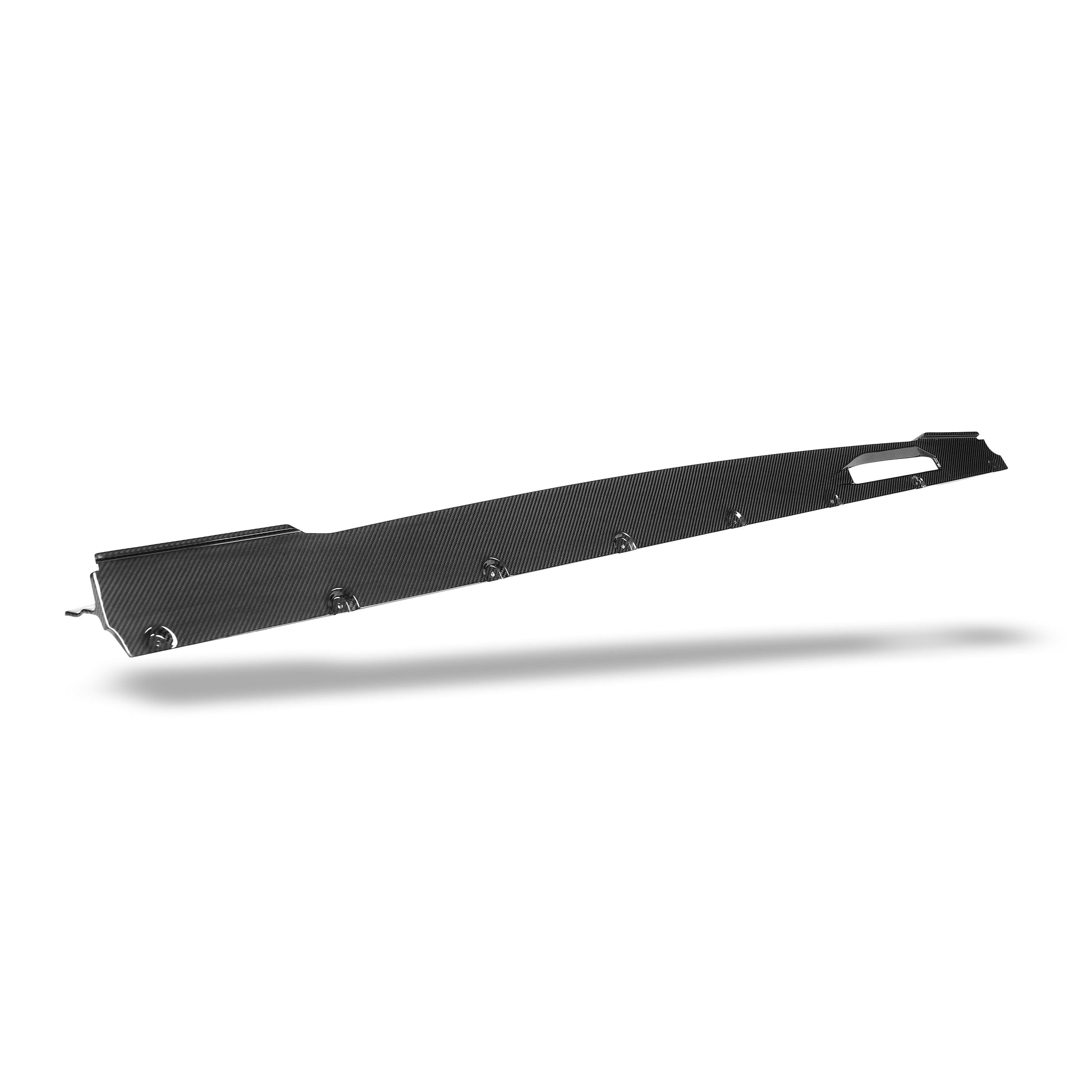 Carbon side skirt lower edge contour for BMW X6M F96 LCI
