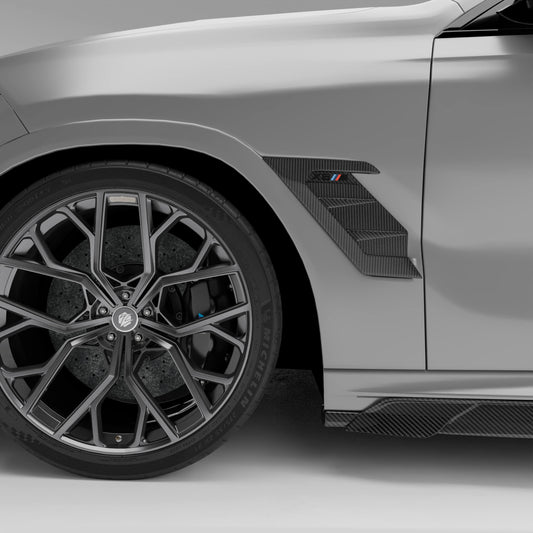 BMW X6M F96 Pre-LCI carbon fiber side vent shown on the front fender