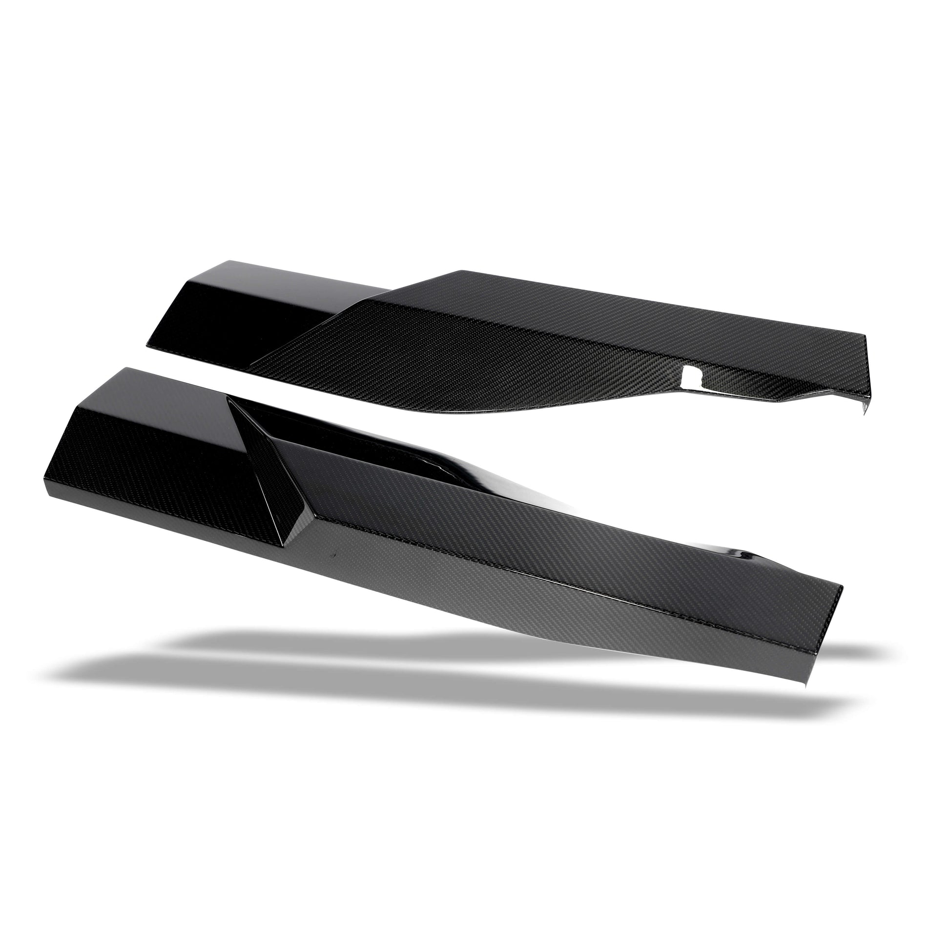 BMW XM G09 carbon fiber door trim surface texture view three