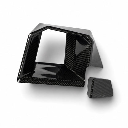 BMW XM G09 carbon fiber front bumper vent edge profile detail