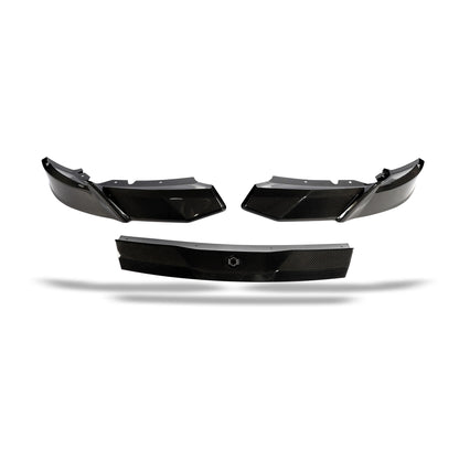 BMW XM G09 carbon fiber front lip detail of the woven carbon surface