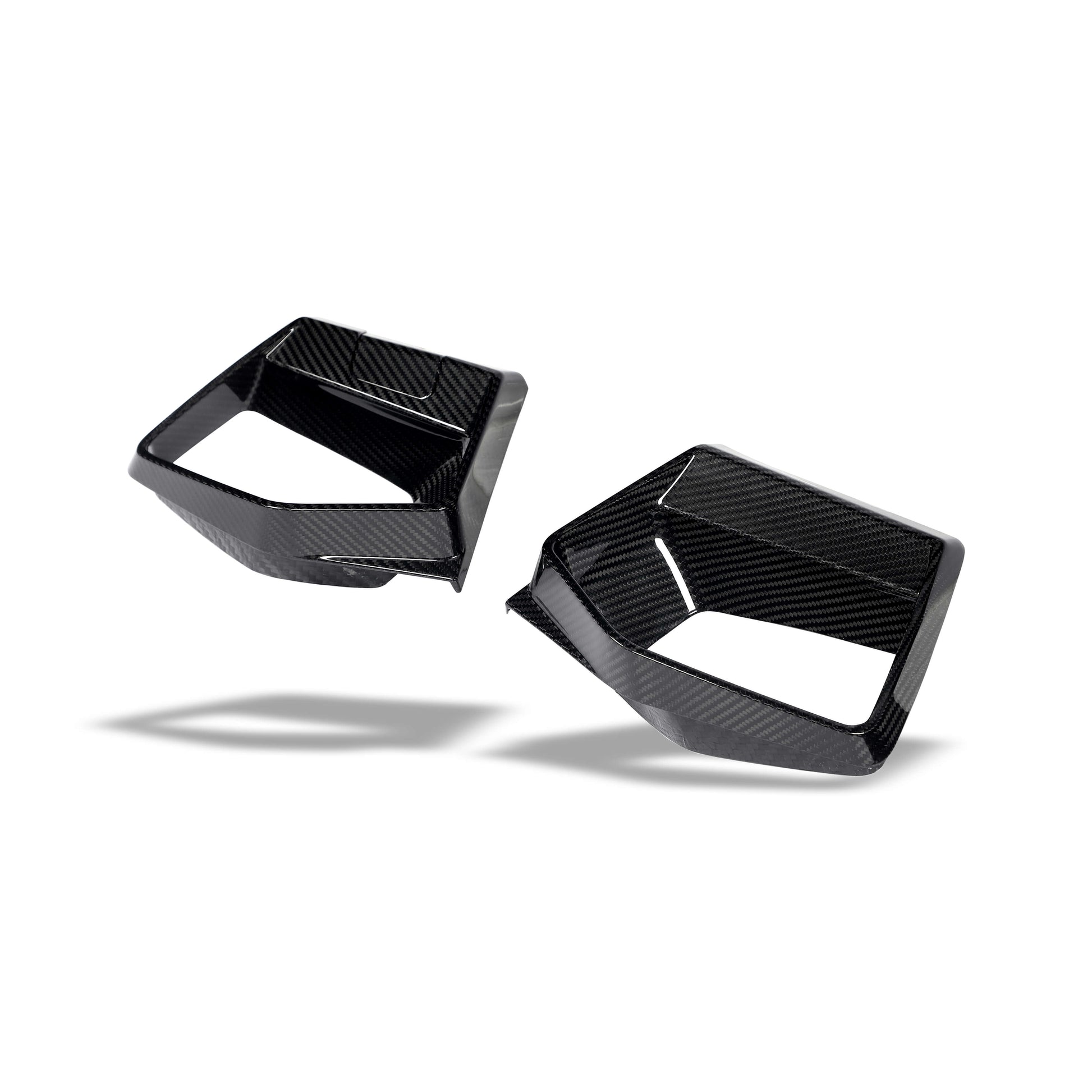BMW X4M F98 LCI carbon bumper vent angled corner shot