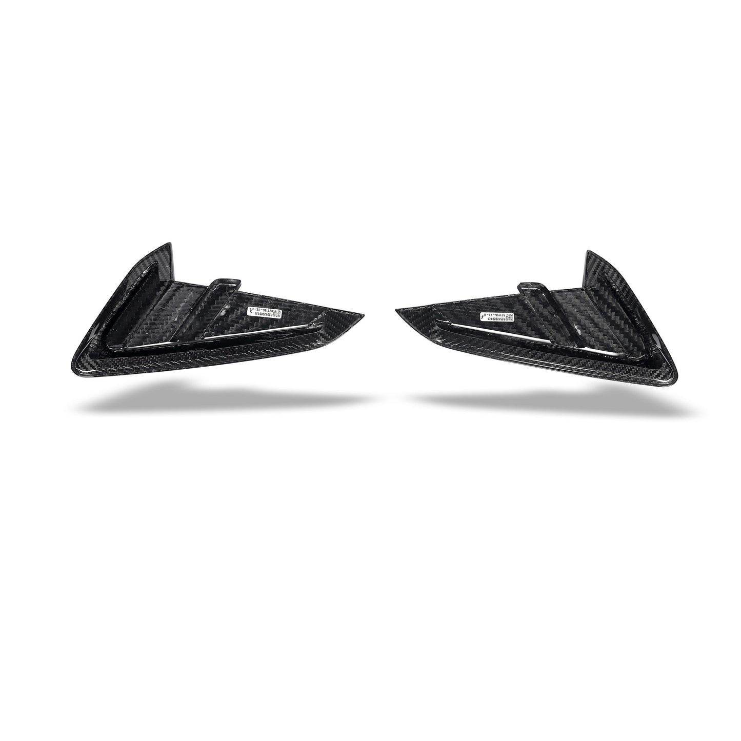 Carbon fiber fender vent trim for BMW X3M F97 LCI, profile detail