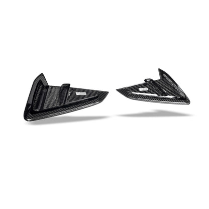 BMW X3M F97 LCI carbon fender vent edge and contour shot
