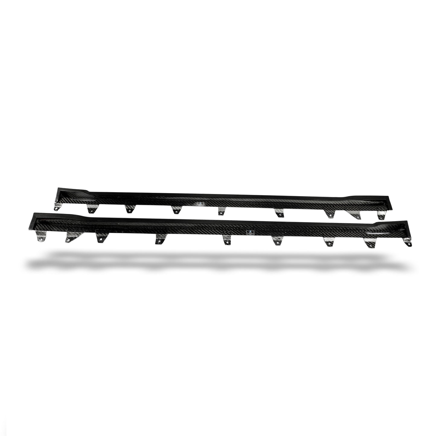 BMW X4M F98 LCI carbon fiber side skirts mounted on rocker panel