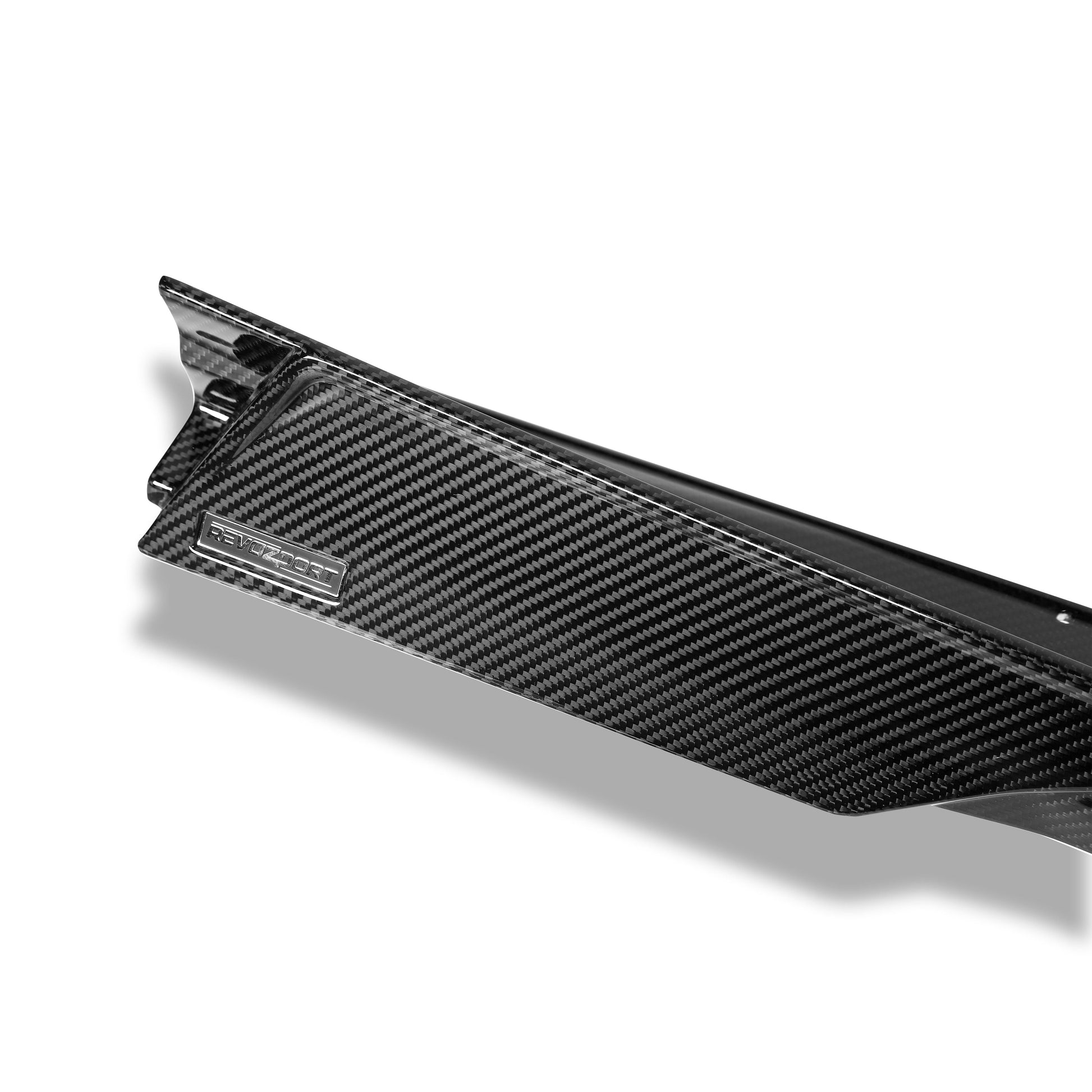 BMW X6M F96 carbon side skirts shown along the door line