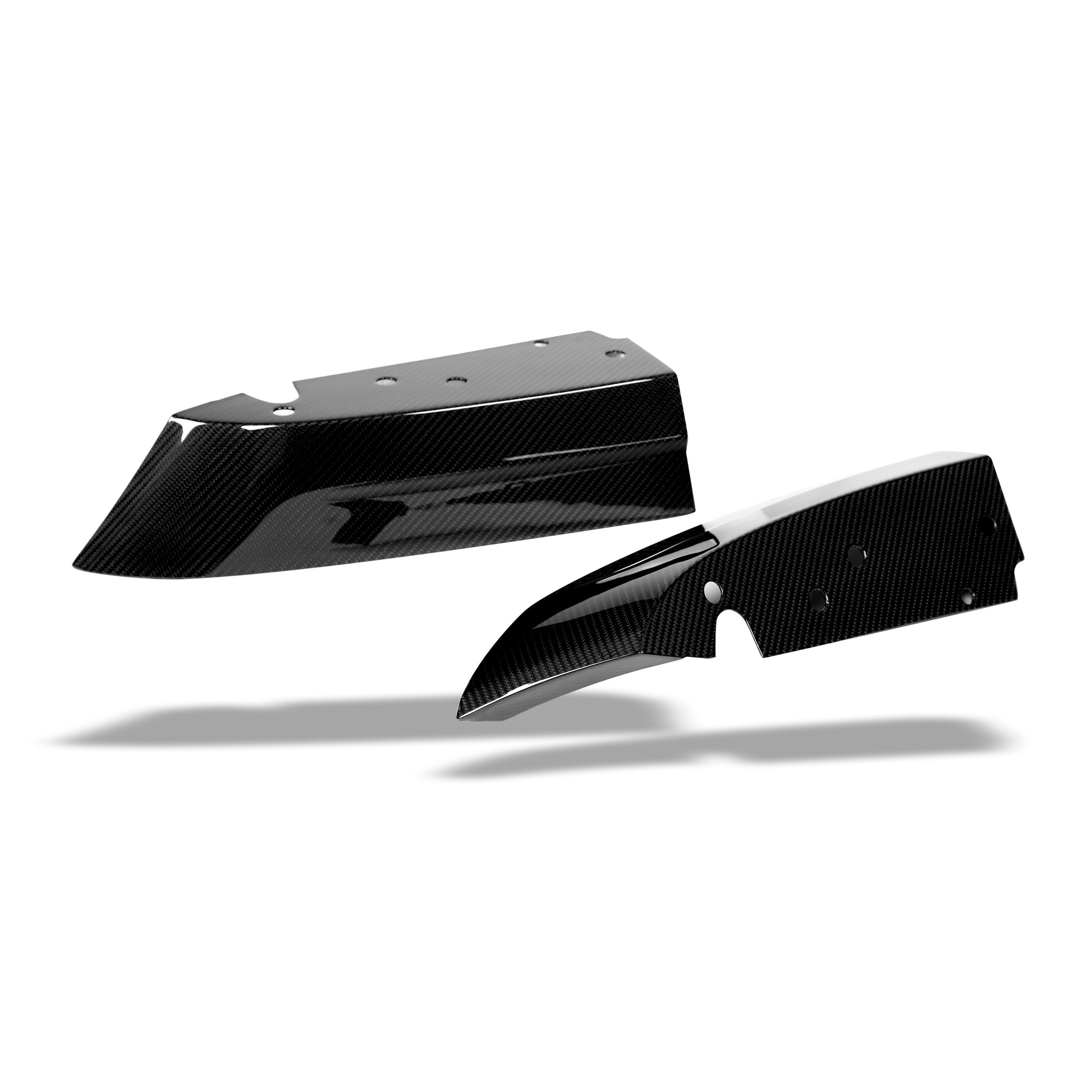Rear splitter mounting surface detail for the X6M F96