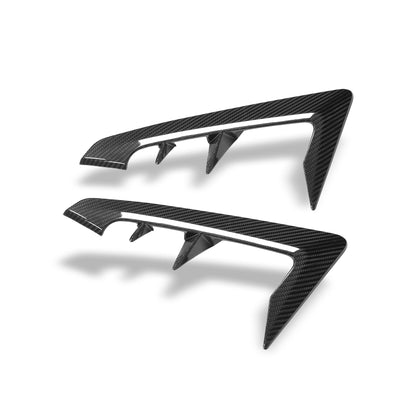 Carbon fiber side fender vent for BMW X5M F95, close-up weave