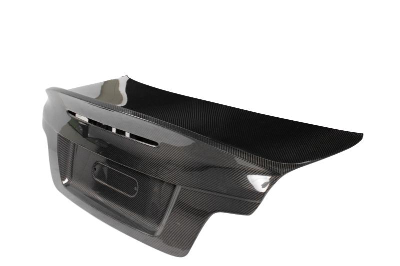 Carbon Fiber Rear Trunk Trim Bonnets for BMW E82 CLS Coupé (2007-2013)