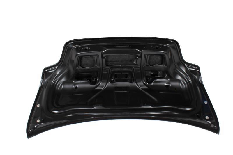 Carbon Fiber Rear Trunk Trim Bonnets for BMW E82 CLS Coupé (2007-2013)
