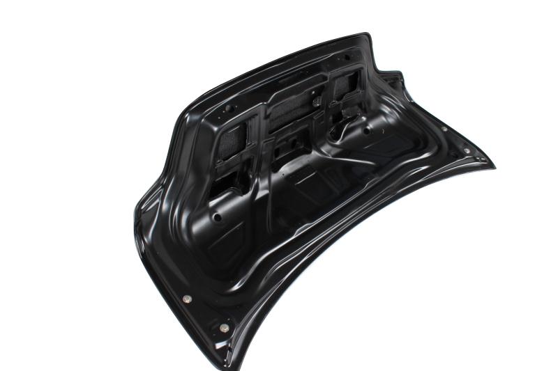 Carbon Fiber Rear Trunk Trim Bonnets for BMW E82 CLS Coupé (2007-2013)