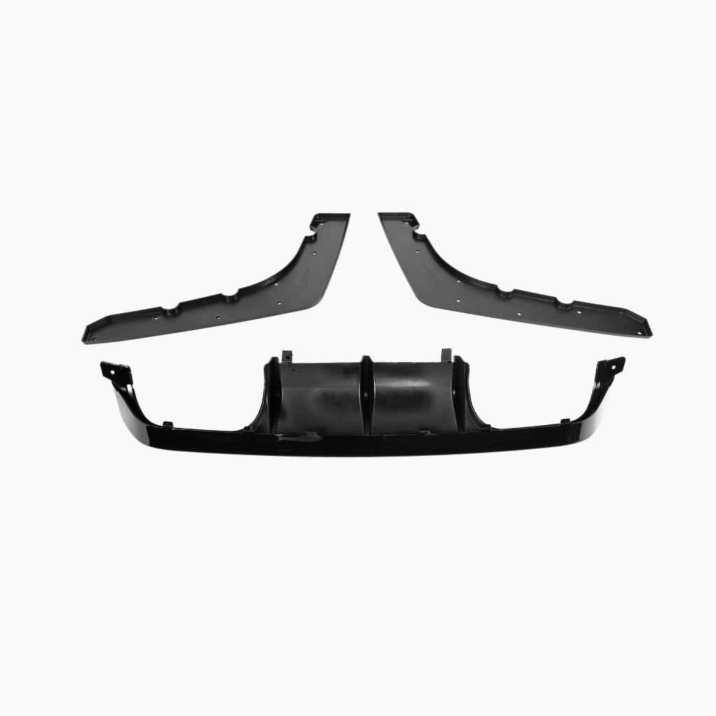 BMW M3 / M4 F80/F82 (2014–2019) MP Rear Diffuser For F80/F82 M3/M4 Gloss Black