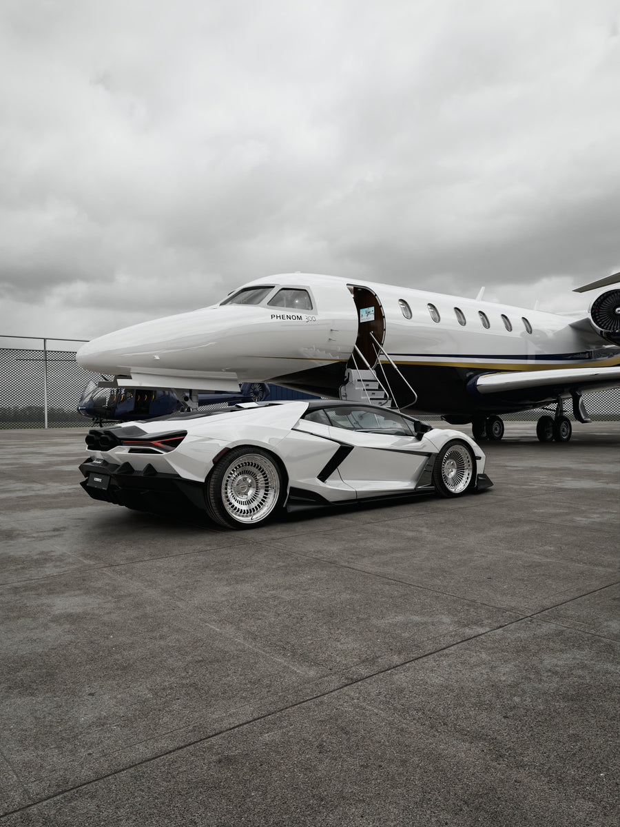 Vorryx VX Series forged wheels on a Lamborghini Revuelto, photo 21