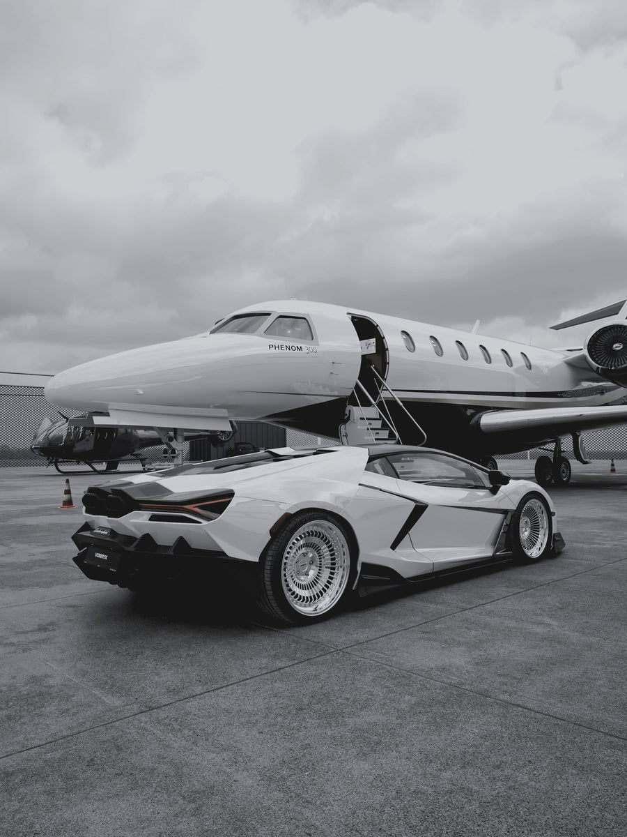 Vorryx VX Series forged wheels on a Lamborghini Revuelto, photo 27