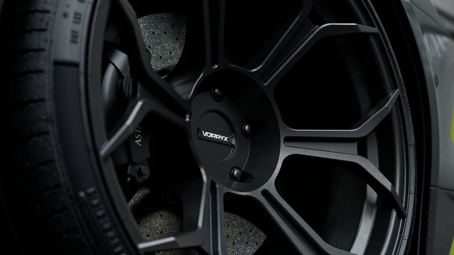 Vorryx VX Series forged wheels on an Aston Martin Vanquish, photo 9